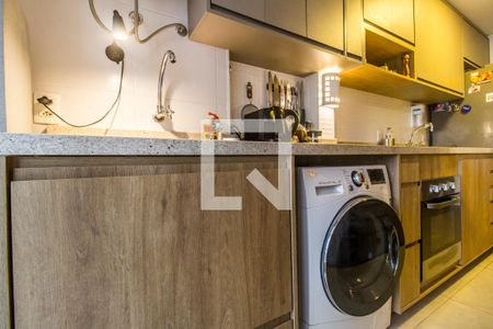 Apartamento à venda com 70m², 2 quartos e 1 vagaÁrea de Serviço