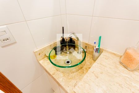 Apartamento à venda com 110m², 2 quartos e 2 vagasBanheiro de Serviço