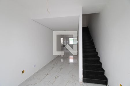 Sala/Cozinha  de casa à venda com 2 quartos, 100m² em Vila Euthalia, São Paulo