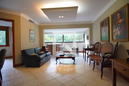 Sala de apartamento à venda com 3 quartos, 250m² em Bela Vista, Porto Alegre