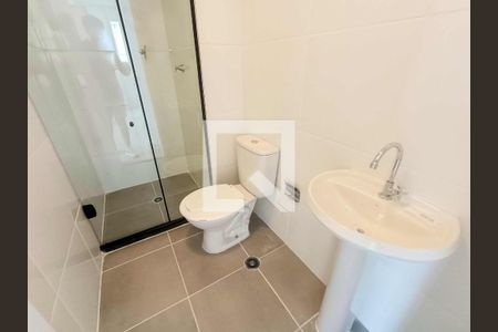 Apartamento para alugar com 34m², 2 quartos e sem vaga Apartamento para alugar com 34m², 2 quartos e sem vagaBanheiro