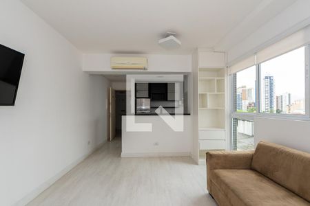 Sala de apartamento para alugar com 2 quartos, 50m² em Batel, Curitiba