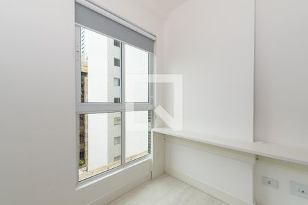 Quarto 1 de apartamento para alugar com 2 quartos, 50m² em Batel, Curitiba