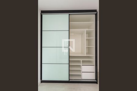 Apartamento para alugar com 50m², 2 quartos e 1 vagaQuarto 2 - Armário