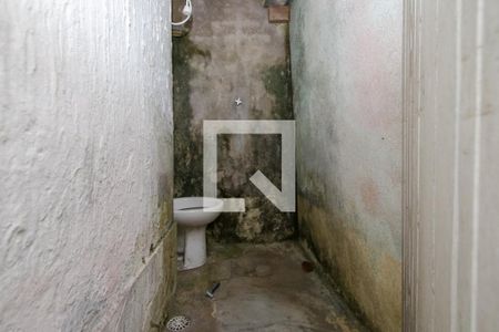 Casa à venda com 196m², 2 quartos e 1 vaga Casa à venda com 196m², 2 quartos e 1 vagaBanheiro de Serviço