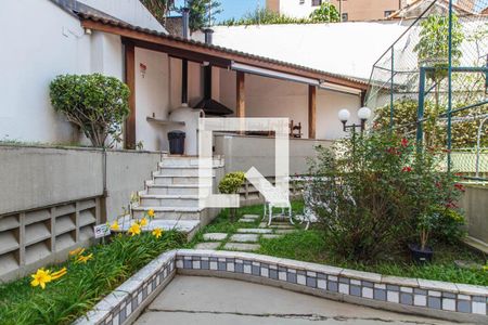 Apartamento à venda com 167m², 3 quartos e 2 vagasChurrasqueira