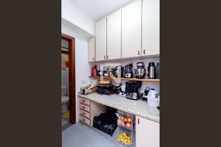 Apartamento à venda com 167m², 3 quartos e 2 vagasDespensa - Área de Serviço