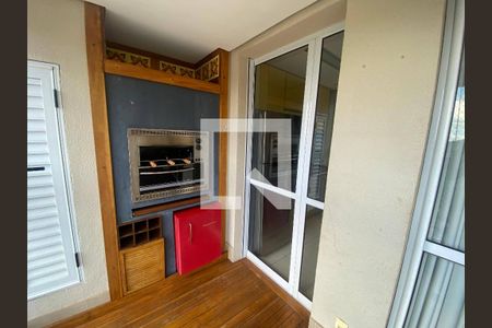 Apartamento à venda com 86m², 3 quartos e 2 vagas Apartamento à venda com 86m², 3 quartos e 2 vagasVaranda