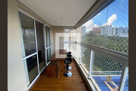 Apartamento à venda com 86m², 3 quartos e 2 vagas Apartamento à venda com 86m², 3 quartos e 2 vagasVaranda