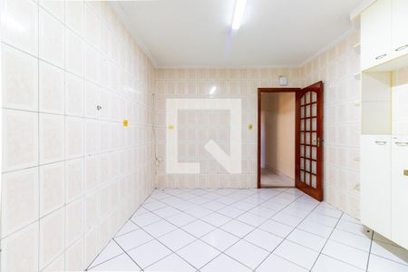 Casa à venda com 170m², 3 quartos e 2 vagasCozinha