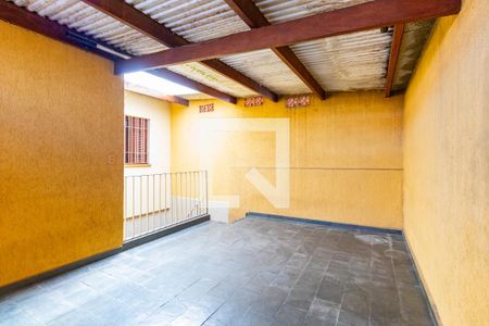 Casa à venda com 170m², 3 quartos e 2 vagasQuintal - Varanda