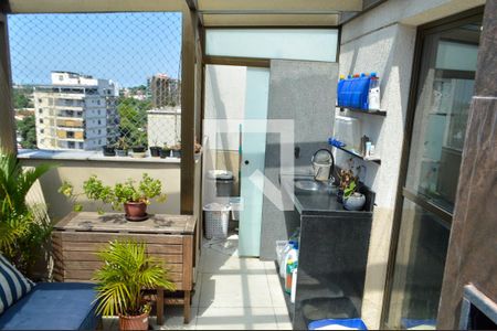 Apartamento à venda com 125m², 3 quartos e 1 vagaÁrea de Serviço