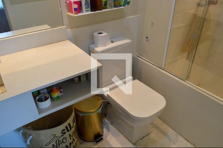 Apartamento à venda com 125m², 3 quartos e 1 vagaBanheiro da Suíte 1