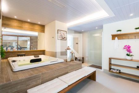 Apartamento à venda com 125m², 3 quartos e 1 vagaSpa