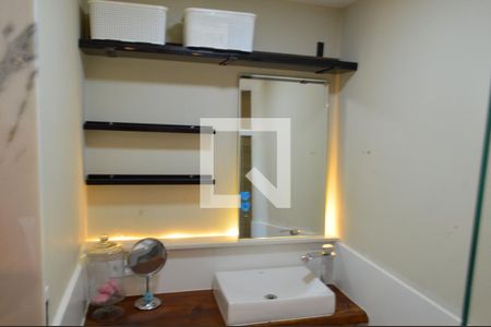 Apartamento à venda com 125m², 3 quartos e 1 vagaBanheiro da Suíte 2