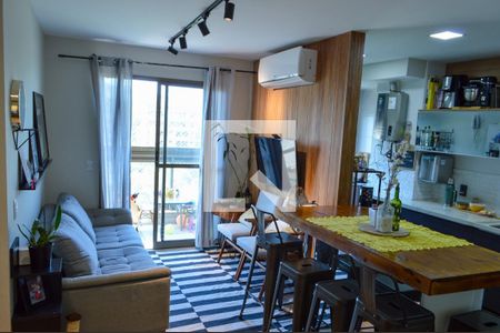 Sala 1 de apartamento para alugar com 3 quartos, 125m² em Pechincha, Rio de Janeiro