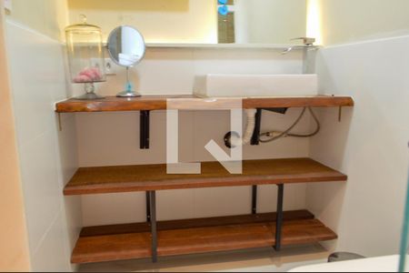 Apartamento à venda com 125m², 3 quartos e 1 vagaBanheiro da Suíte 2