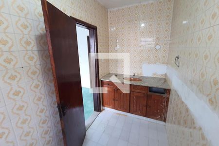 Casa para alugar com 300m², 5 quartos e 2 vagas Casa para alugar com 300m², 5 quartos e 2 vagasBanheiro da Suíte