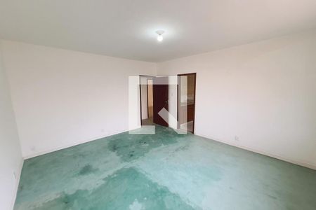 Suíte de casa para alugar com 5 quartos, 300m² em Centro, Niterói