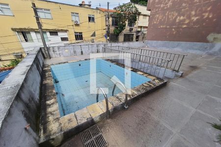 Casa para alugar com 300m², 5 quartos e 2 vagas Casa para alugar com 300m², 5 quartos e 2 vagasPiscina