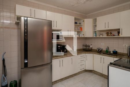 Casa à venda com 162m², 3 quartos e 3 vagasCozinha 