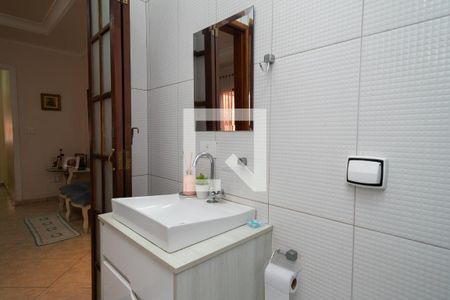 Casa à venda com 162m², 3 quartos e 3 vagasBanheiro Social 2