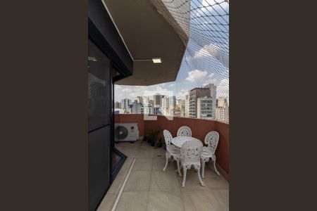 Varanda de apartamento para alugar com 4 quartos, 156m² em Vila Nova Conceição, São Paulo