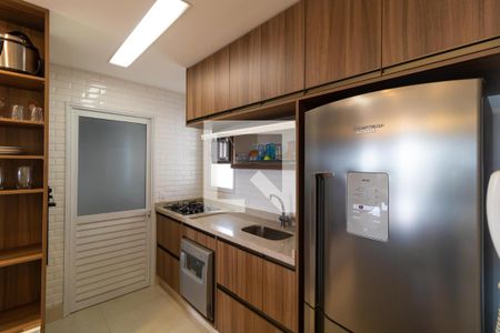 Apartamento à venda com 85m², 2 quartos e 2 vagas Apartamento à venda com 85m², 2 quartos e 2 vagasCozinha