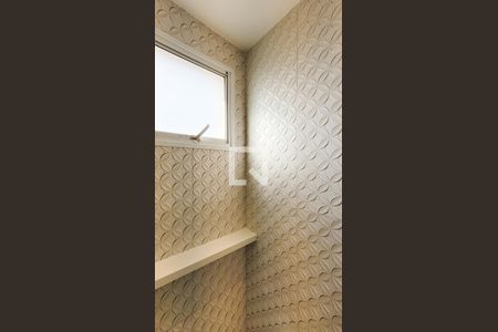 Apartamento à venda com 85m², 2 quartos e 2 vagas Apartamento à venda com 85m², 2 quartos e 2 vagasBanheiro da Suíte 02