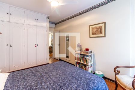 Apartamento à venda com 200m², 3 quartos e 2 vagasQuarto 2