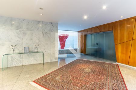Apartamento à venda com 200m², 3 quartos e 2 vagasÁrea Comum - Hall de Entrada
