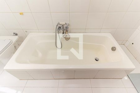 Apartamento à venda com 200m², 3 quartos e 2 vagasSuíte - Banheiro 1 - Detalhe Banheira