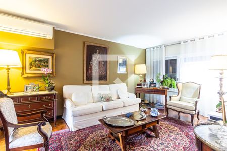 Sala 1 de apartamento à venda com 3 quartos, 200m² em Cerqueira César, São Paulo