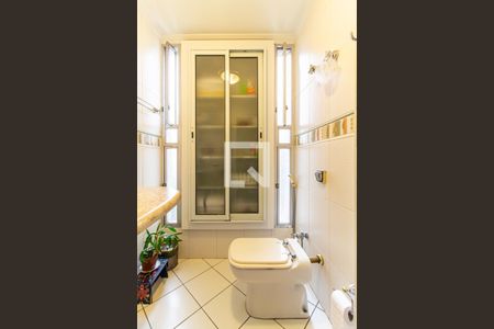 Apartamento à venda com 200m², 3 quartos e 2 vagasBanheiro 3