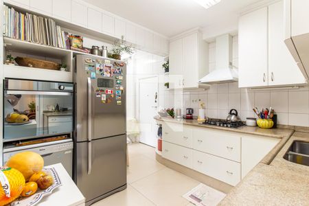 Apartamento à venda com 200m², 3 quartos e 2 vagasCozinha 2