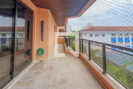 Varanda  de apartamento para alugar com 3 quartos, 137m² em Jardim Tejereba, Guarujá