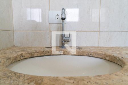 Apartamento à venda com 80m², 2 quartos e 1 vagaBanheiro Detalhe