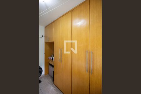 Apartamento à venda com 59m², 3 quartos e 2 vagas Apartamento à venda com 59m², 3 quartos e 2 vagasQuarto 2