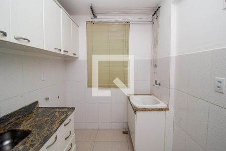 Cozinha de apartamento à venda com 1 quarto, 50m² em Floresta, Belo Horizonte