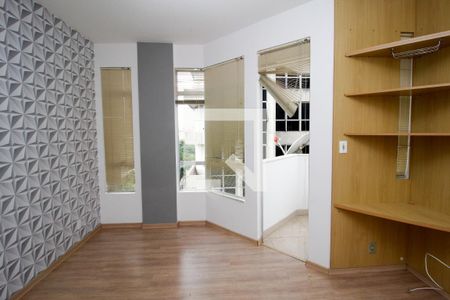 Sala de apartamento à venda com 1 quarto, 50m² em Floresta, Belo Horizonte