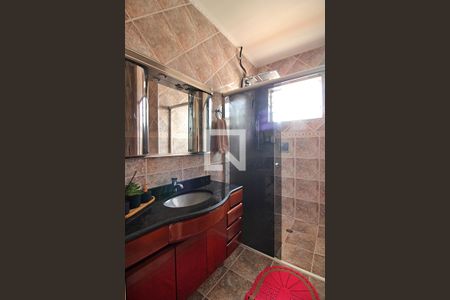 Casa à venda com 171m², 3 quartos e 2 vagasBanheiro Social