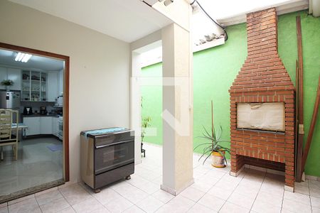 Casa à venda com 171m², 3 quartos e 2 vagasQuintal