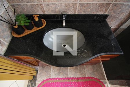 Casa à venda com 171m², 3 quartos e 2 vagasBanheiro Social