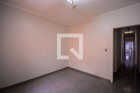 Casa à venda com 352m², 4 quartos e 2 vagasQuarto 3 