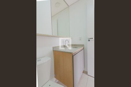 Banheiro de apartamento para alugar com 1 quarto, 33m² em Ipiranga, São Paulo