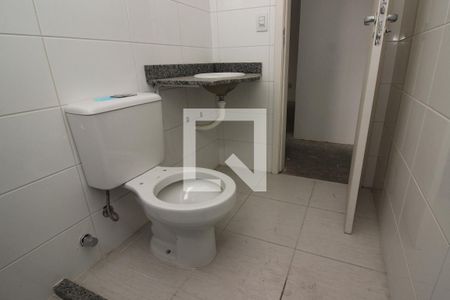 Apartamento à venda com 60m², 2 quartos e 2 vagasBanheiro Social