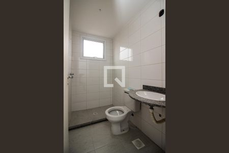 Apartamento à venda com 60m², 2 quartos e 2 vagas Apartamento à venda com 60m², 2 quartos e 2 vagasBanheiro da Suíte