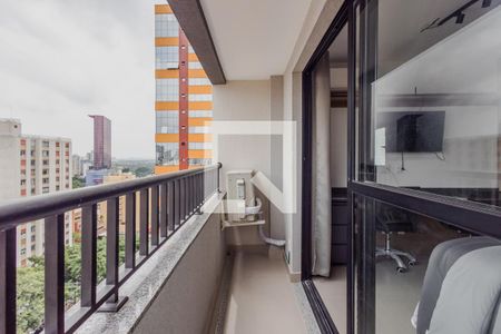 Varanda de apartamento à venda com 1 quarto, 25m² em Pinheiros, São Paulo
