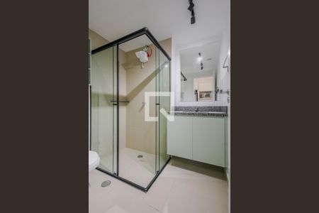 Banheiro de apartamento à venda com 1 quarto, 25m² em Pinheiros, São Paulo