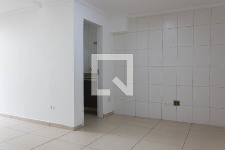 Quarto / Sala de kitnet/studio para alugar com 1 quarto, 40m² em Alves Dias, São Bernardo do Campo